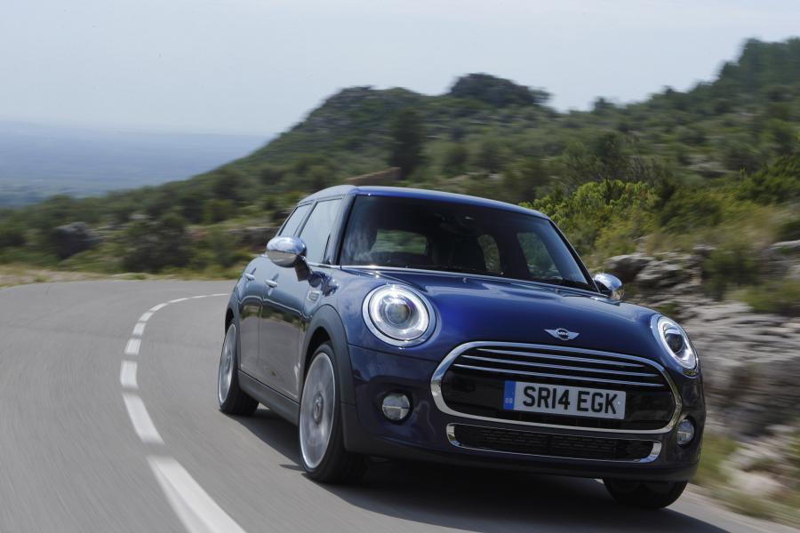  Mini Cooper D 5-Door 2014 года  (UK) (фото 15 из 68)